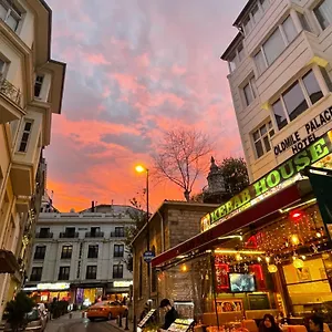 Oldmile Palace *** Istanbul